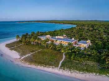 Time + Tide Miavana: Luftbild einer 3-Bedroom-Villa