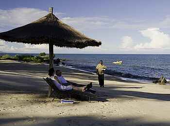 Chintheche Inn: Chillen am Strand Chintheche Inn: Chillen am Strand