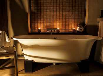 Onguma Bush Camp: Settler's Room - Wanne