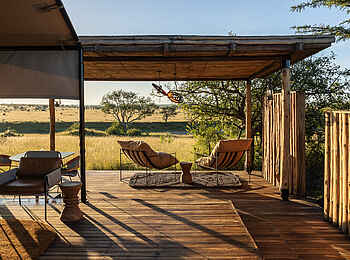 Singita Mara River Tented Camp: Die Veranda Singita Mara River Tented Camp: Die Veranda