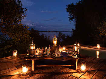 Zanji Suite at Tembo Plains Camp: Die Sundowner Bar Zanji Suite at Tembo Plains Camp: Die Sundowner Bar