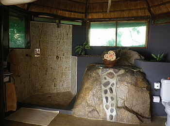 Blue Zebra Island Lodge: Badezimmer im Gästechalet