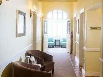 Hotel Eberwein: Flur mit Sesslen Hotel Eberwein: Flur mit Sesslen