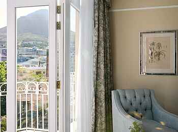 Belmond Mount Nelson Hotel: Balkon One Bedroom Suite
