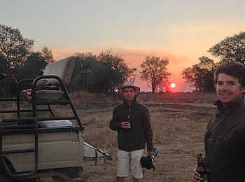 Musekese Camp: Sonnenaufgang im Camp Musekese Camp: Sonnenaufgang im Camp