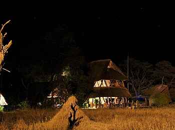 The Hide: Lodge bei Nacht The Hide: Lodge bei Nacht