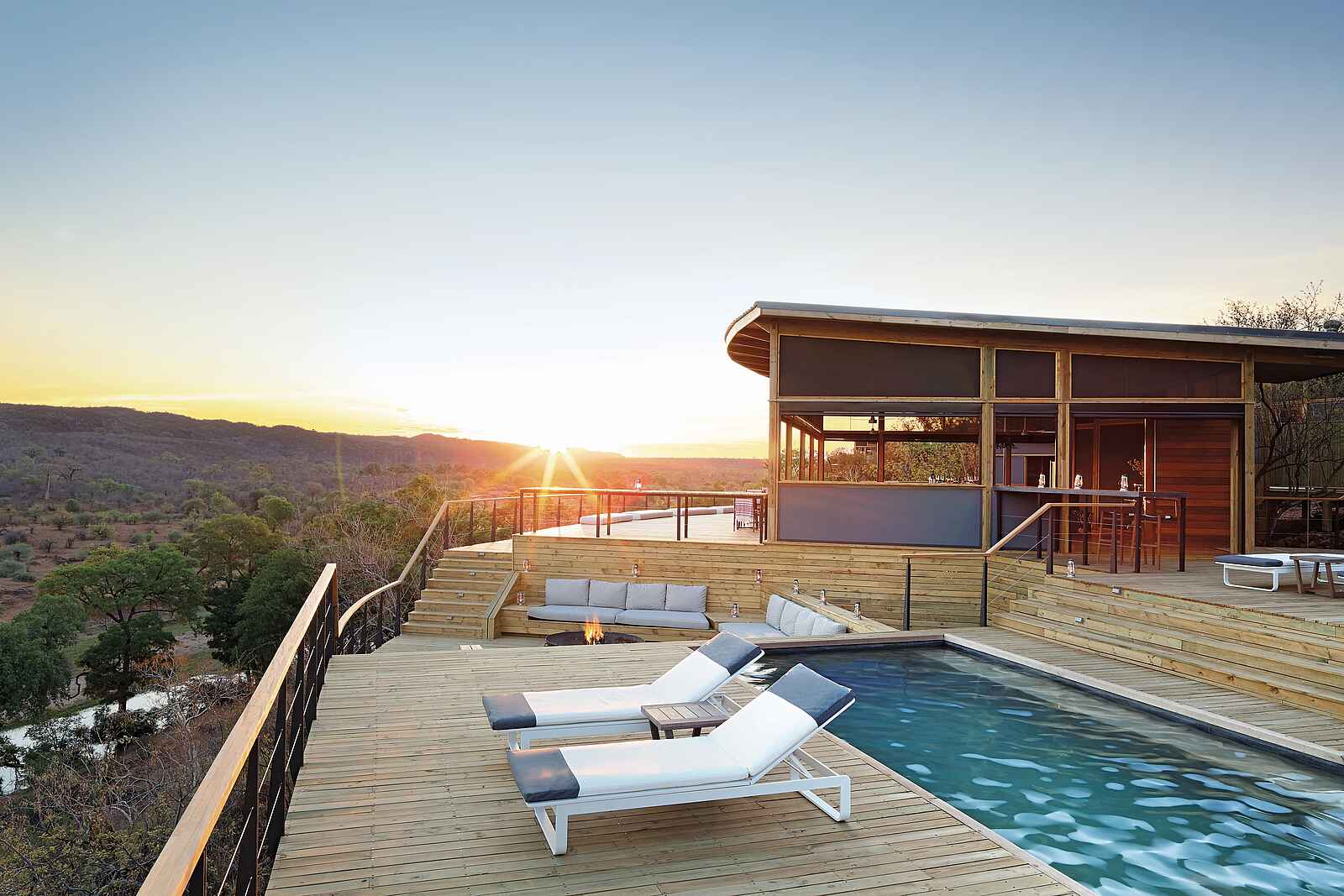 The Outpost: Privater Pool The Outpost: Privater Pool