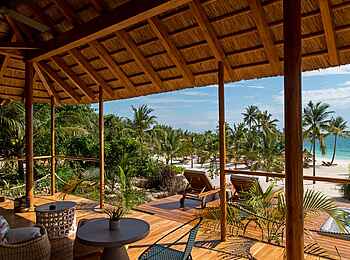 Zuri Zanzibar: Veranda der Ocean Front Suite