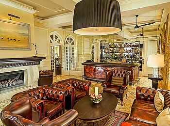 Hemingways Nairobi: Bar Hemingways Nairobi: Bar