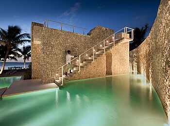 Time + Tide Miavana: Aufgang zur Aussichtsplattform