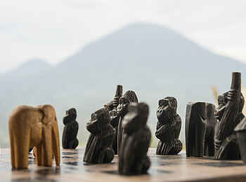 Volcanoes Virunga Lodge: Gorilla-Schach Volcanoes Virunga Lodge: Gorilla-Schach