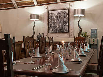 Bayete Guest Lodge: Im Restaurant
