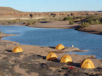 Canyon Mule Trekking: Zelten am Fluss Canyon Mule Trekking: Zelten am Fluss