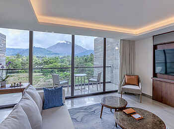 Gran Melia Arusha: Wohnbereich der Junior Suite
