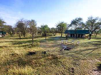 Serian Serengeti Mobile Camp: Gemeinschaftszelt und Safarizelte