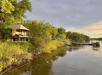 Shametu River Lodge: Lage