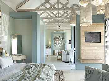 The Olive Exclusive: Etosha - Blick zur Lounge