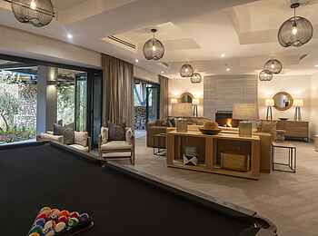 Eagles Crag Lodge: Die Lounge mit Billiardtisch Eagles Crag Lodge: Die Lounge mit Billiardtisch
