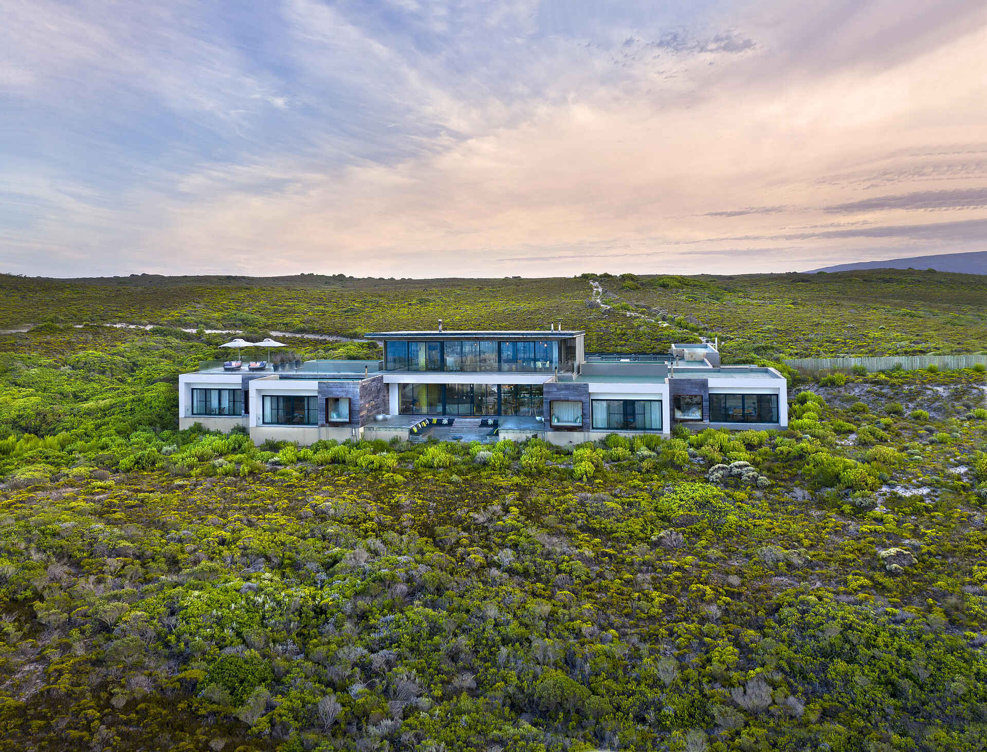 Morukuru Beach Lodge: Blick auf die Lodge