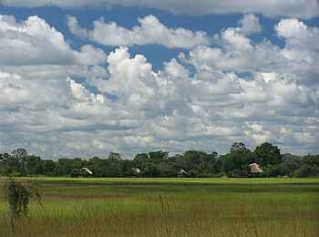 Nanzhila Plains Safari Camp: Camp-Panorama Nanzhila Plains Safari Camp: Camp-Panorama