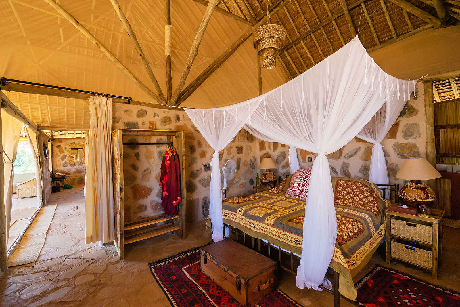 Saruni Rhino: Blick in den Bungalow Saruni Rhino: Blick in den Bungalow