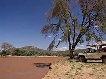 Saruni Samburu: Land Rover