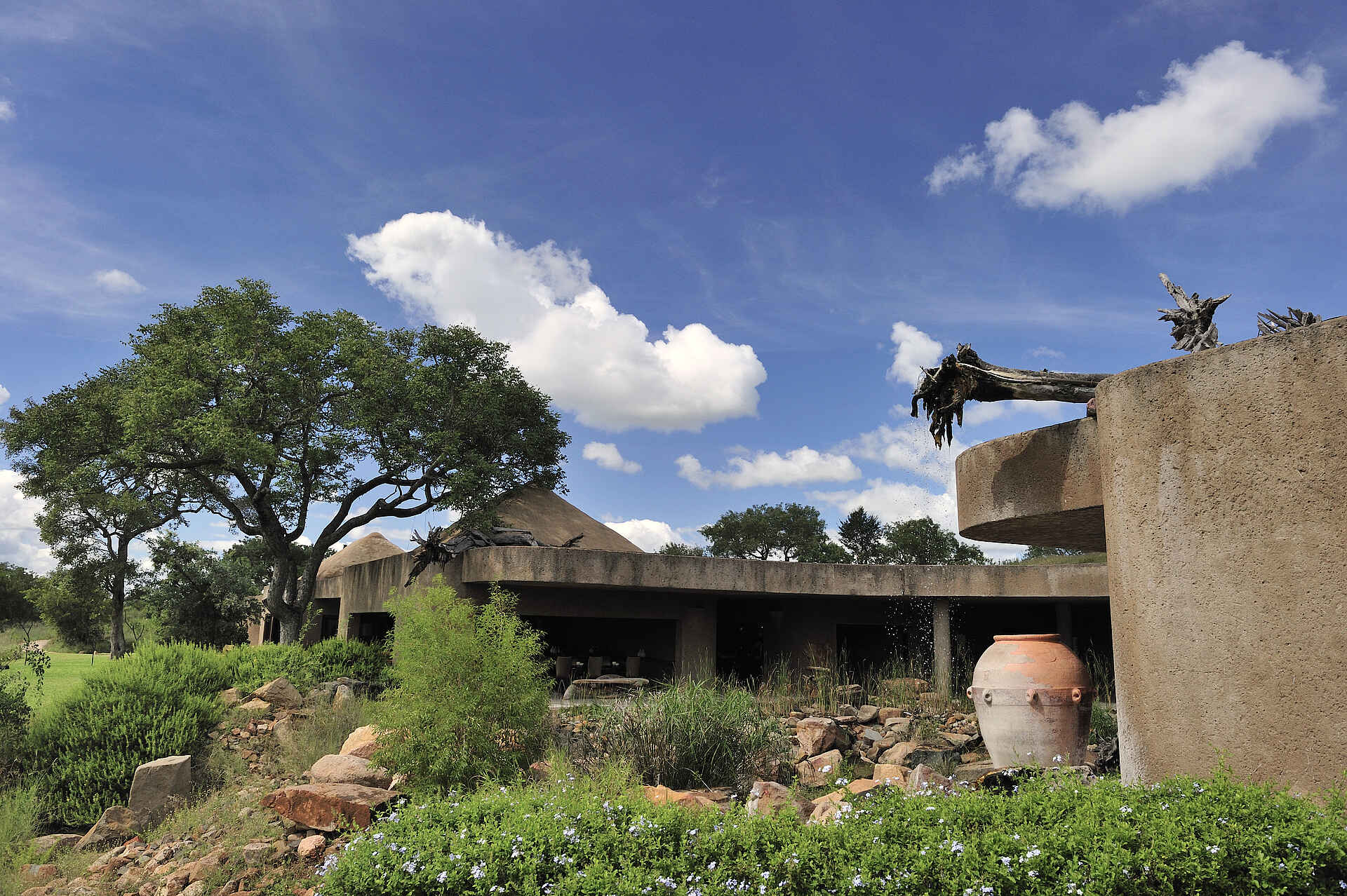 Earth Lodge, Sabi Sabi, Sabi Sabi Earth Lodge, Sabi Sands, Safari, Südafrika, Zentrale Einrichtung, Afrikarma, Afrikarma Safaris, Afrikarma Safaris - Wildnis. Hautnah., Afrikarma.de