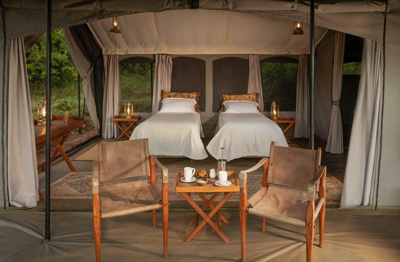 Basecamp Wilderness: Gästeterrasse Basecamp Wilderness: Gästeterrasse