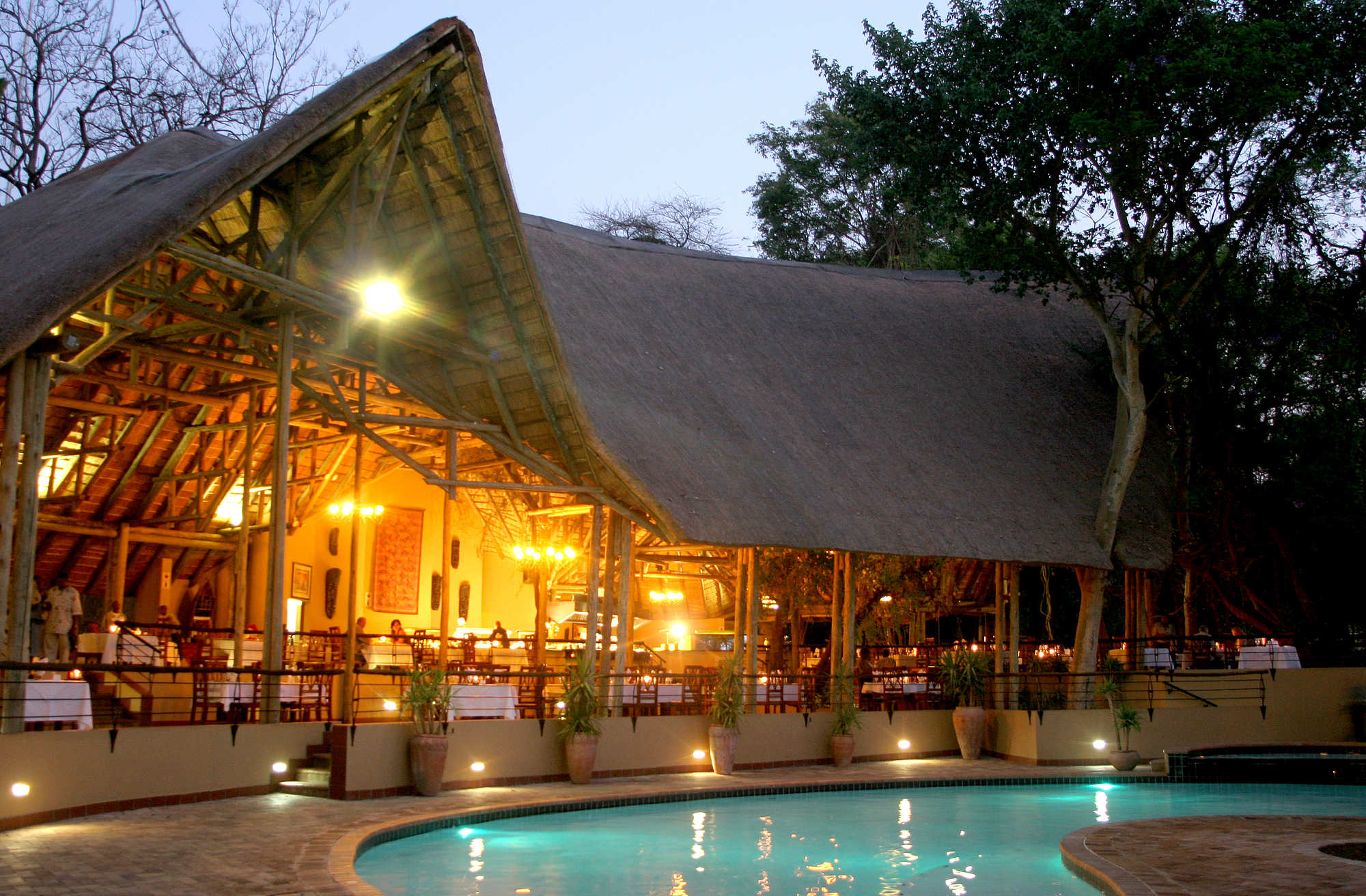 chobe safari lodge chobe national park