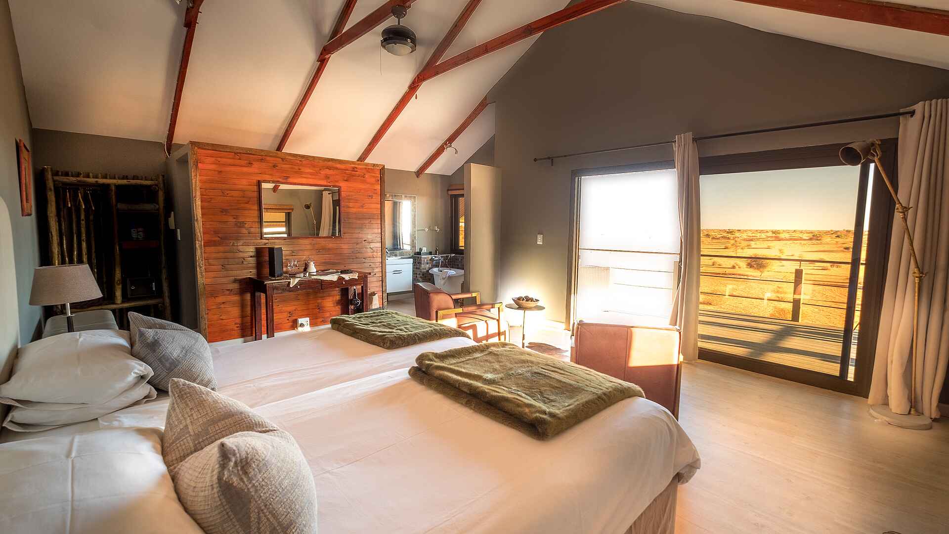 Bagatelle Kalahari Game Ranch: Blick aus dem Dune Chalet