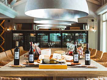 LUX Grand Gaube: Weinbar LUX Grand Gaube: Weinbar