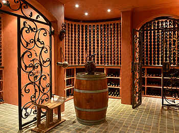 Mateya Safari Lodge: Weinkeller