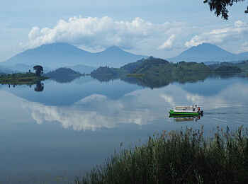 Mutanda Lake Resort: Bootsfahrt Mutanda Lake Resort: Bootsfahrt