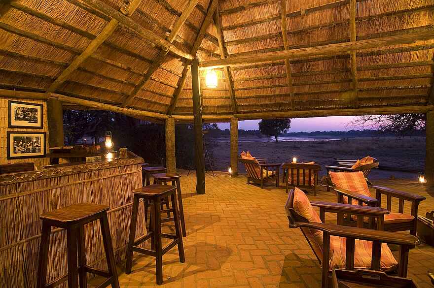 Nsefu Camp: Bar und Lounge Nsefu Camp: Bar und Lounge