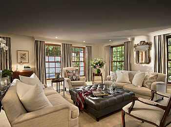 The Cellars-Hohenort Hotel & Spa: Madiba Villa Lounge The Cellars-Hohenort Hotel & Spa: Madiba Villa Lounge