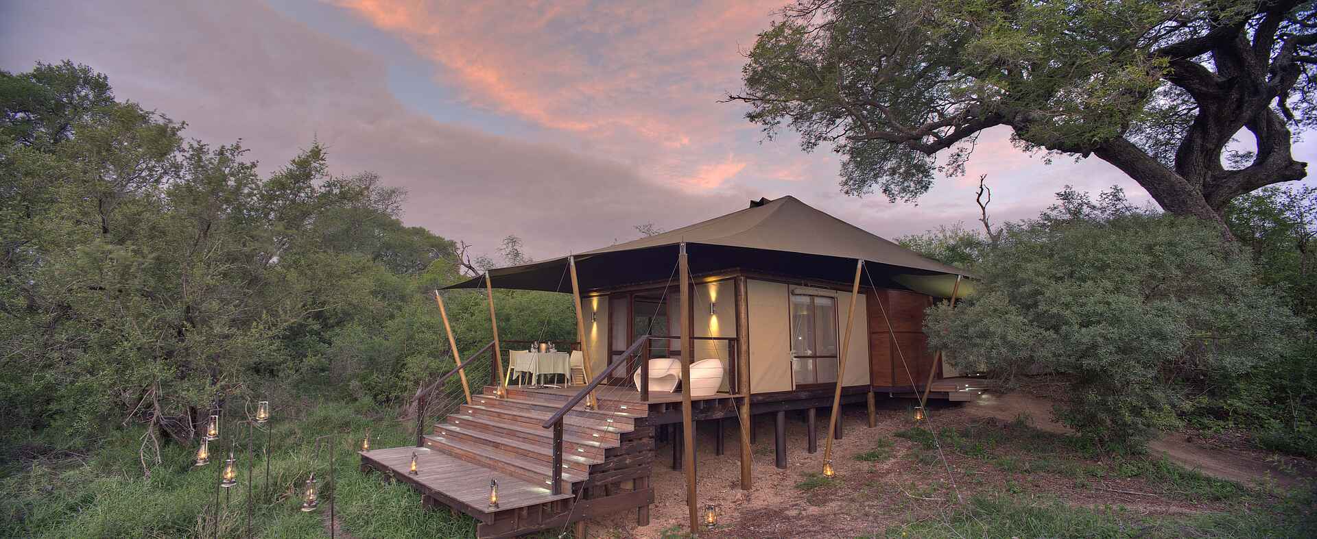 &Beyond, andBeyond, Krüger Nationalpark, Ngala Tented Camp, Timbavati River, Fenster, Gästeunterkünfte, Lage, Terrasse, Umgebung, Veranda, Zelte, Afrikarma, Afrikarma Safaris, Afrikarma Safaris - Wildnis. Hautnah., Afrikarma.de, Wildnis. Hautnah.