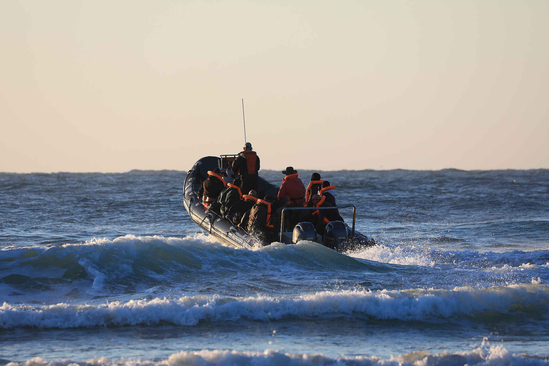 GweGwe Beach Lodge: Ausflug mit dem Boot aufs offene Meer