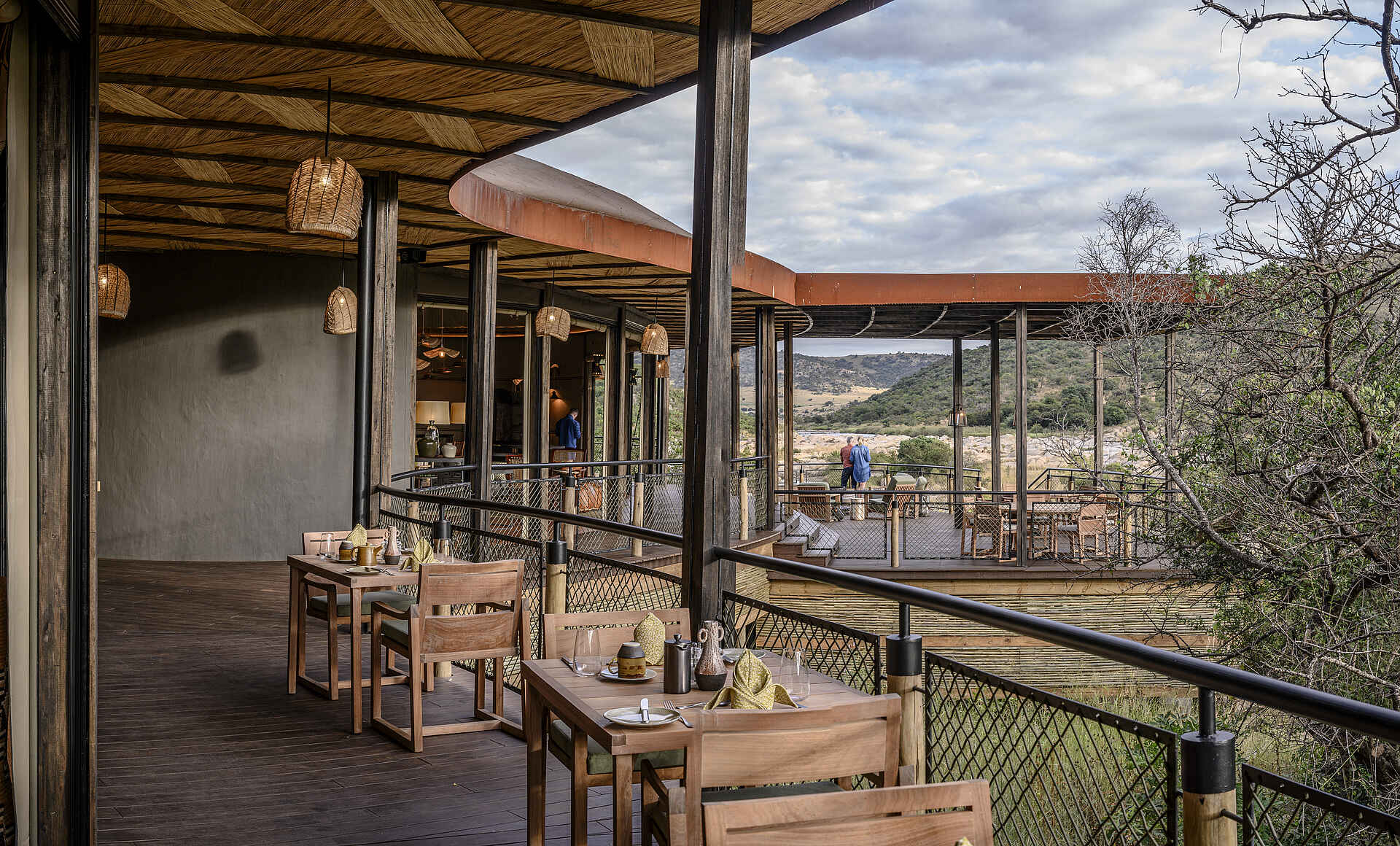 Madwaleni River Lodge: Auf der Terrasse