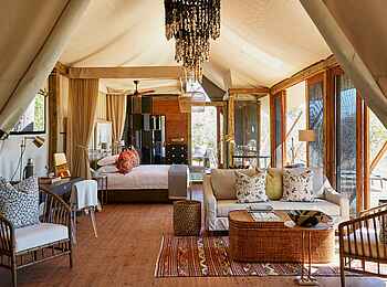 Tuludi Camp: Familiensuite und Lounge Tuludi Camp: Familiensuite und Lounge