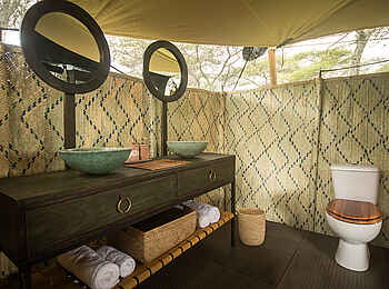Wayo Serengeti Green Camp: Badezimmer mit Toilette