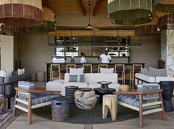 Bupenyu Lodge: Die Bar