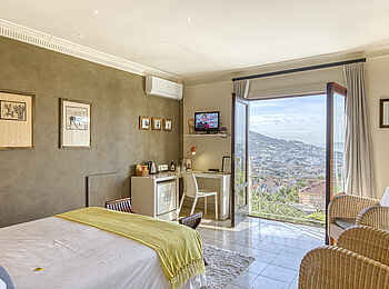 De Tafelberg Guesthouse: Tolle Aussicht auf Kapstadt im Luxury Top Floor Zimmer