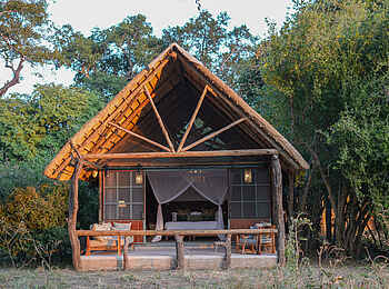 Mwamba Bush Camp: Gästechalet Mwamba Bush Camp: Gästechalet