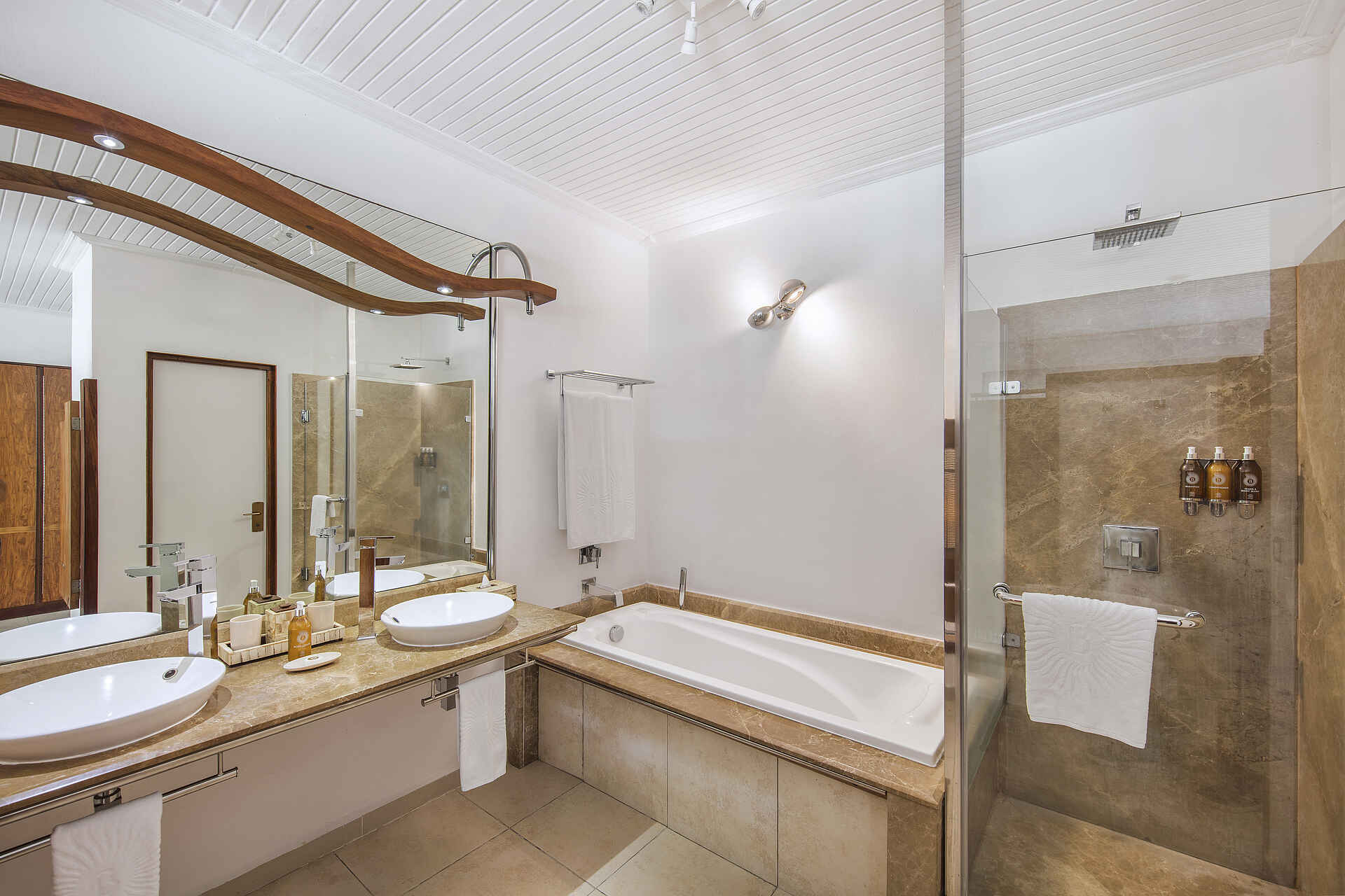Shandrani Beachcomber Resort and Spa: Family Suite Bad