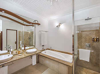 Shandrani Beachcomber Resort and Spa: Family Suite Bad Shandrani Beachcomber Resort and Spa: Family Suite Bad