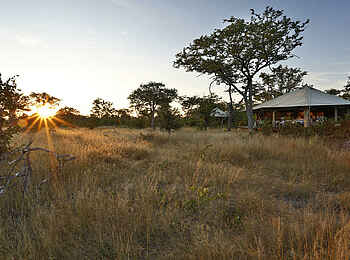 Camp Kuzuma: Sonnenaufgang Camp Kuzuma: Sonnenaufgang