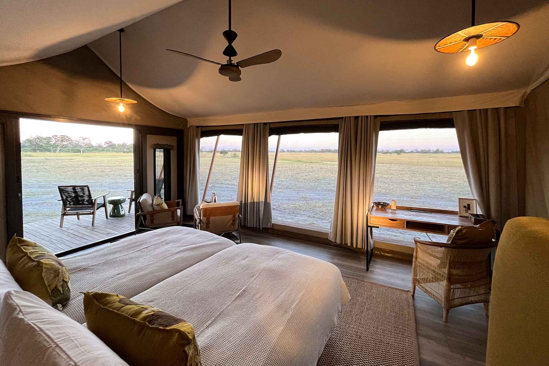 Karangoma Camp: Aussicht von der Gästeunterkunft Karangoma Camp: Aussicht von der Gästeunterkunft