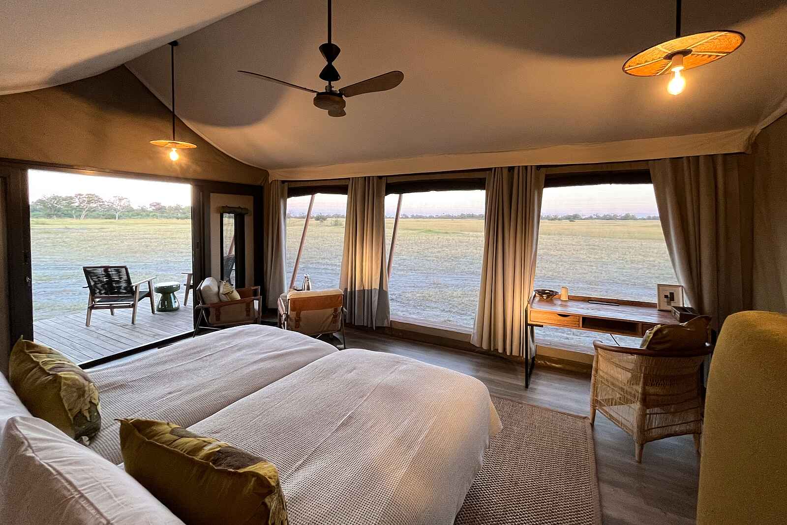 Karangoma Camp: Aussicht von der Gästeunterkunft Karangoma Camp: Aussicht von der Gästeunterkunft