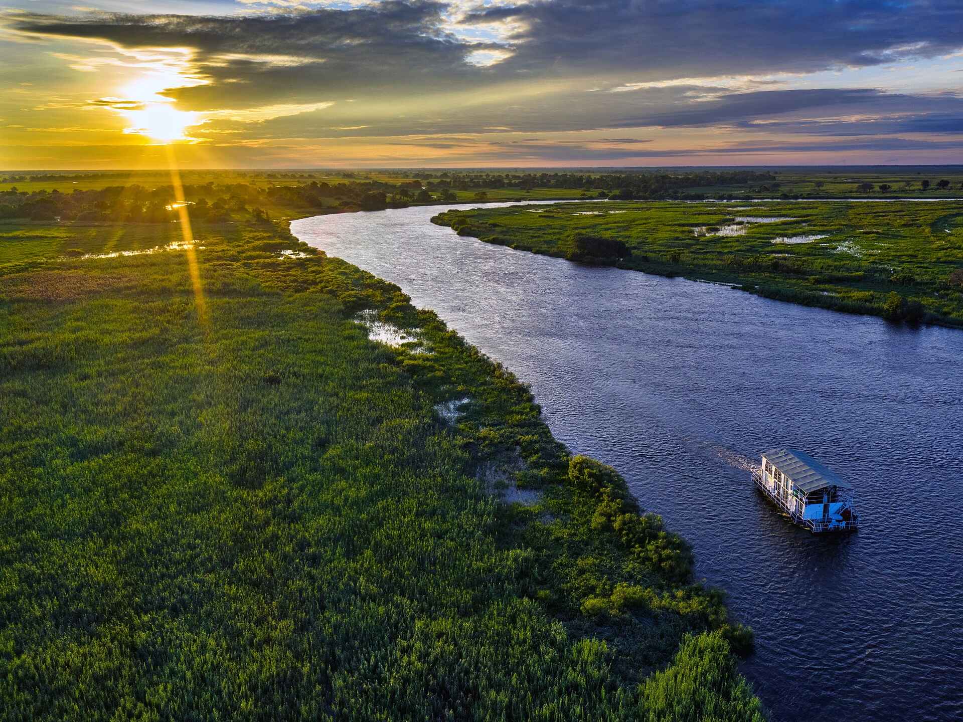 Okavango Spirit: Sonnenuntergang