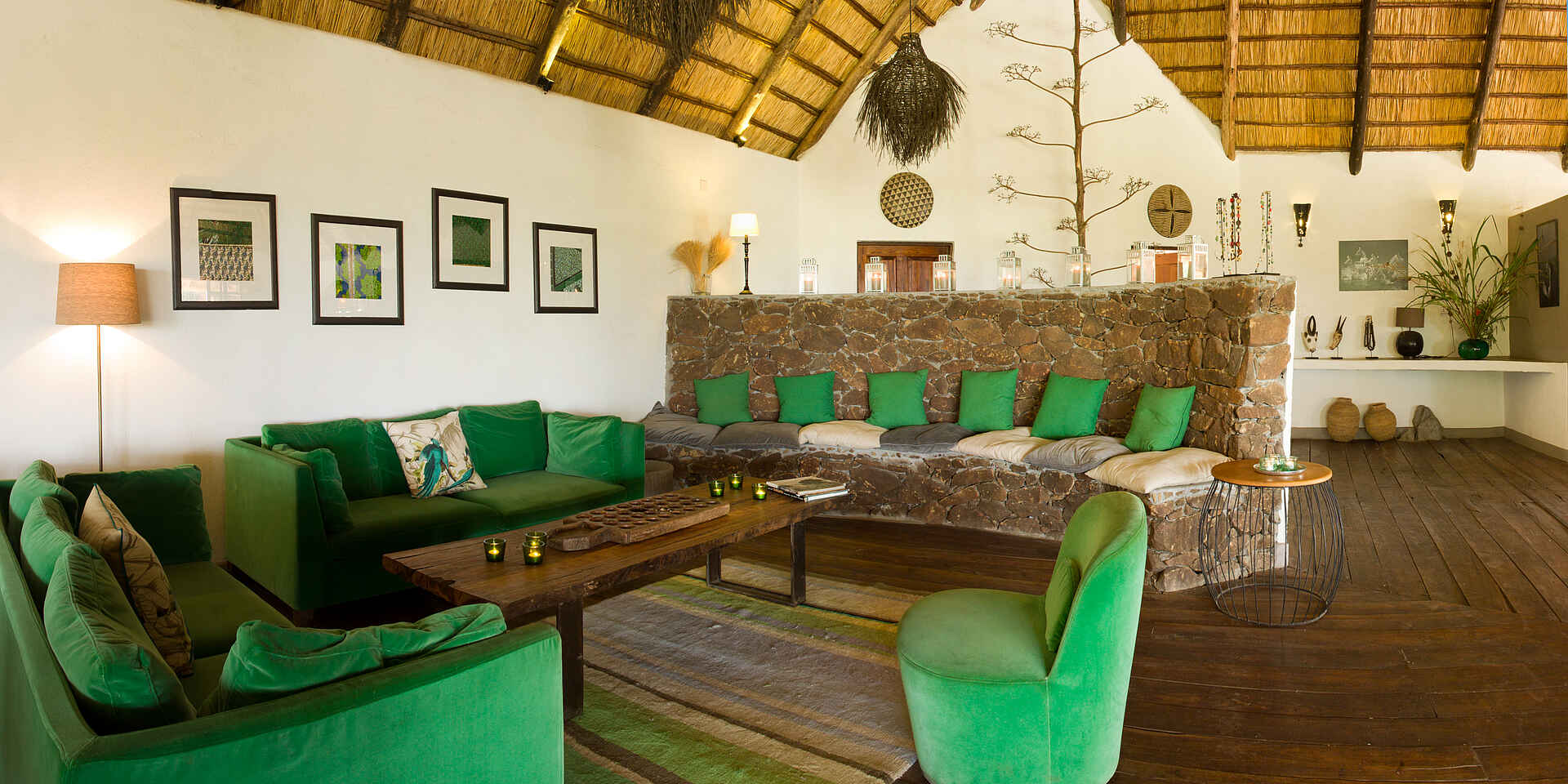 Grumeti Hills Camp, Serengeti, Tanganyika Expeditions, Lounge, Sitzgruppe, Afrikarma, Afrikarma Safaris, Afrikarma Safaris - Wildnis. Hautnah., Afrikarma.de